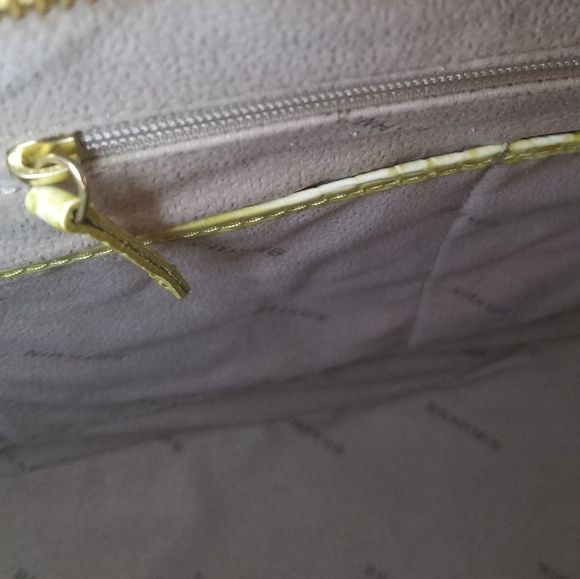 Brahmin Lemonade Medium Asher &  Wallet Set - Picture 11 of 16